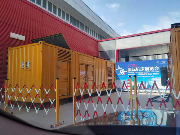 玛多发电车出租-发电机无电压或电压太低怎么办？
