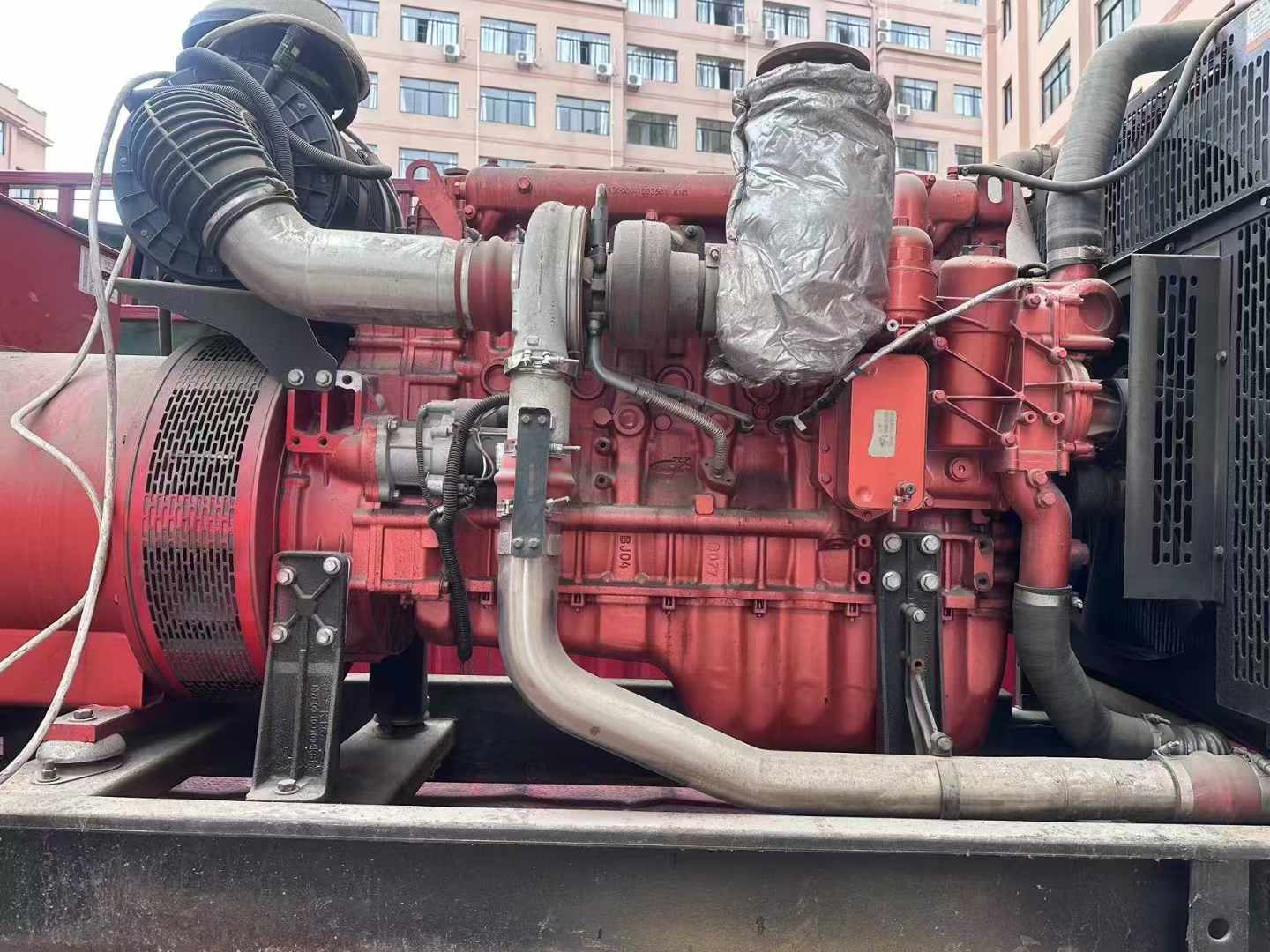 玛多如何选择适合 600kW 柴油发电机组的过载保护器？